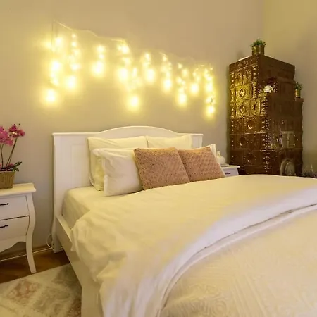 No.8: Lovely & Cosy 3-room Heart Of The Apartment *