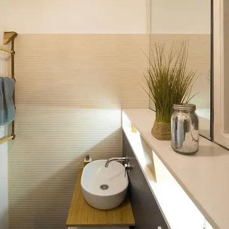 No.8: Lovely & Cosy 3-room Heart Of The 아파트 티미쇼아라