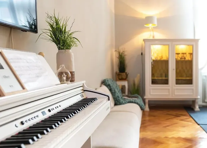 Apartment No.8: Lovely & Cosy 3-room Heart Of The Timisoara